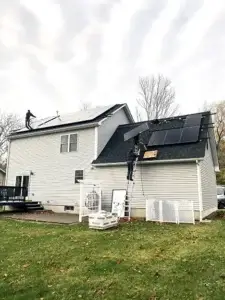 rooftoppowreco.com Rhode Island solar panel installation process